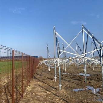 Sistema di montaggio solare a terra basato su ferro da 6,6 MW